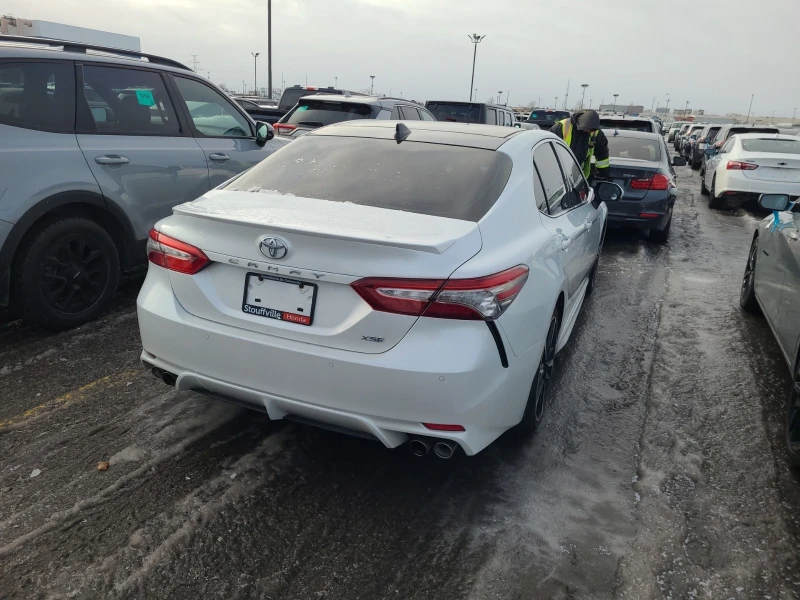 Toyota Camry XSE * * CARFAX * * АВТО КРЕДИТ * * , снимка 3 - Автомобили и джипове - 52941054