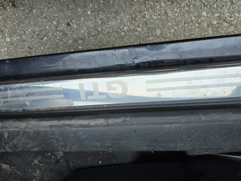 VW Golf 2.0, снимка 7 - Автомобили и джипове - 53261685