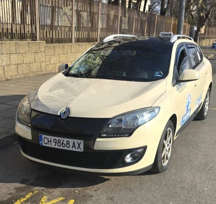 Renault Megane 1.5, снимка 1 - Автомобили и джипове - 48490810