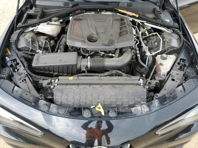 Alfa Romeo Giulia 2018 ALFA ROMEO GIULIA TI Q4, снимка 11 - Автомобили и джипове - 54090014