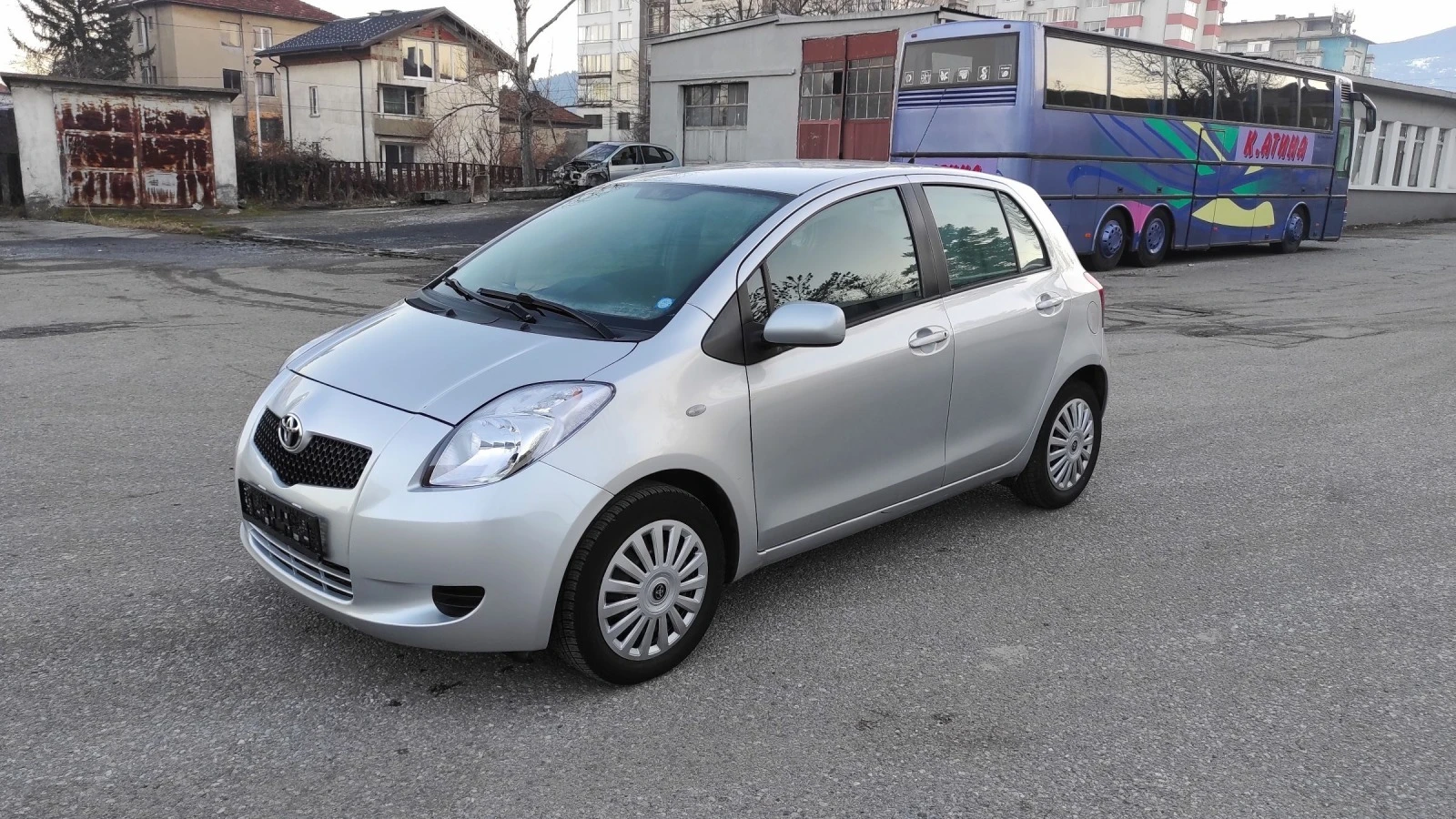 Toyota Yaris 1.0 EURO4, снимка 1