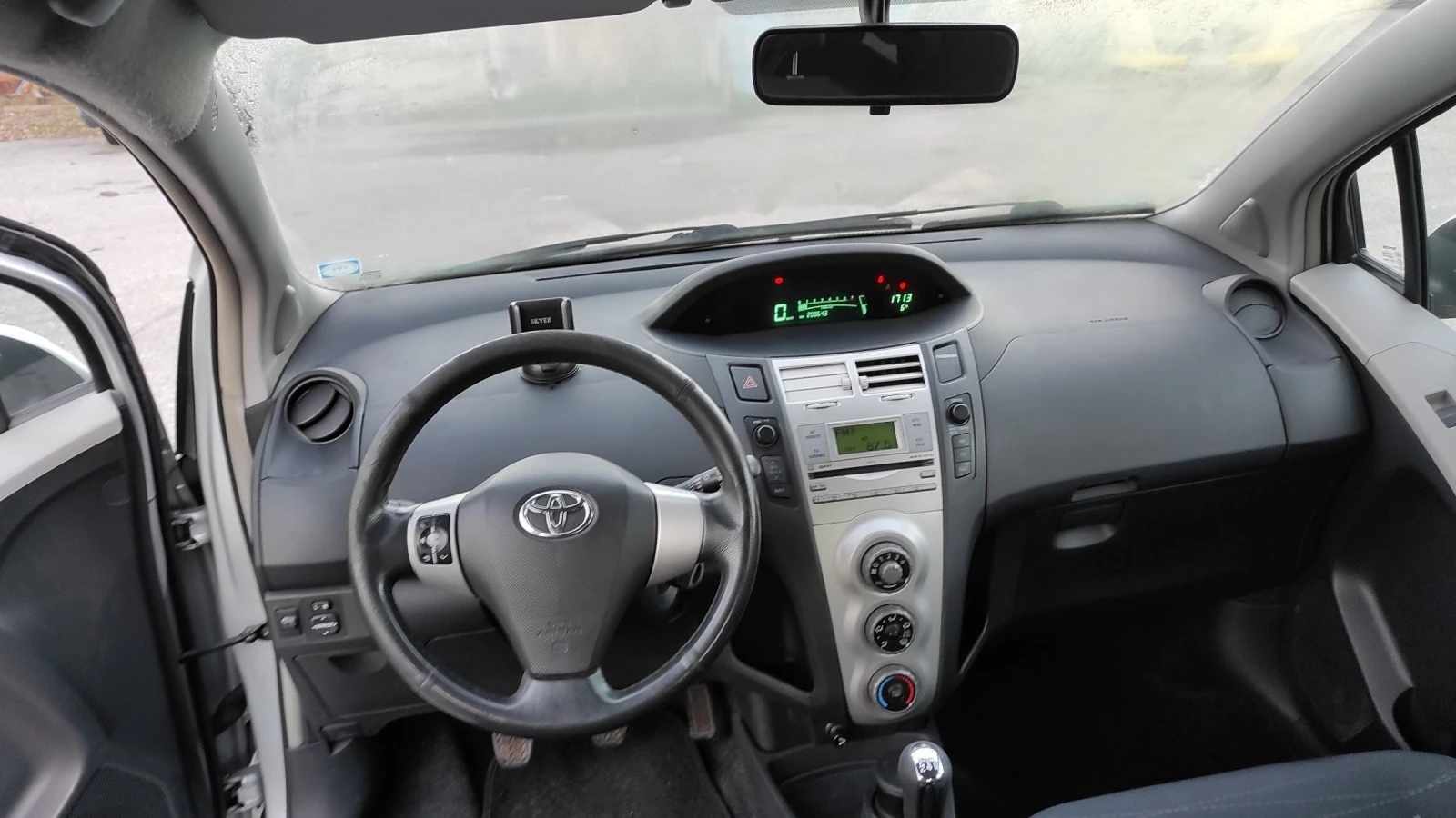 Toyota Yaris 1.0 EURO4 | Mobile.bg   11