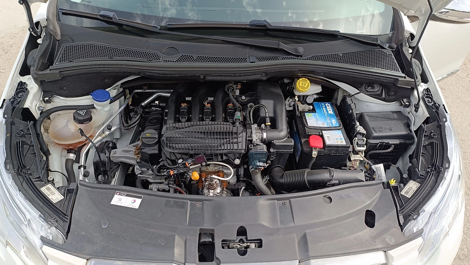 Peugeot 2008 1.2i | Mobile.bg — изображение 16