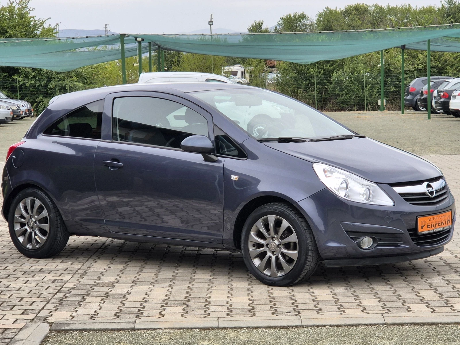 Opel Corsa 1.2 газ/бенз.80к.с. - изображение 6