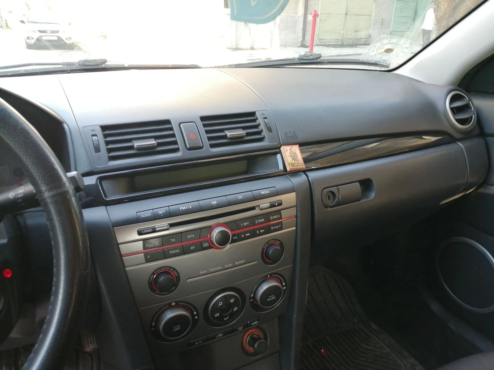 Mazda 3  - изображение 3