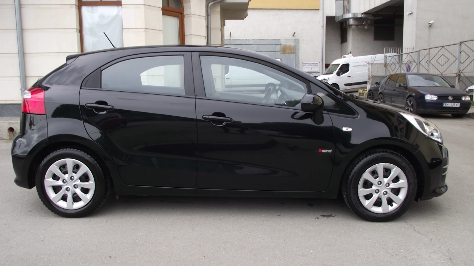 Kia Rio 1.1.d.75.k.c.6.speed.FACE. - изображение 2