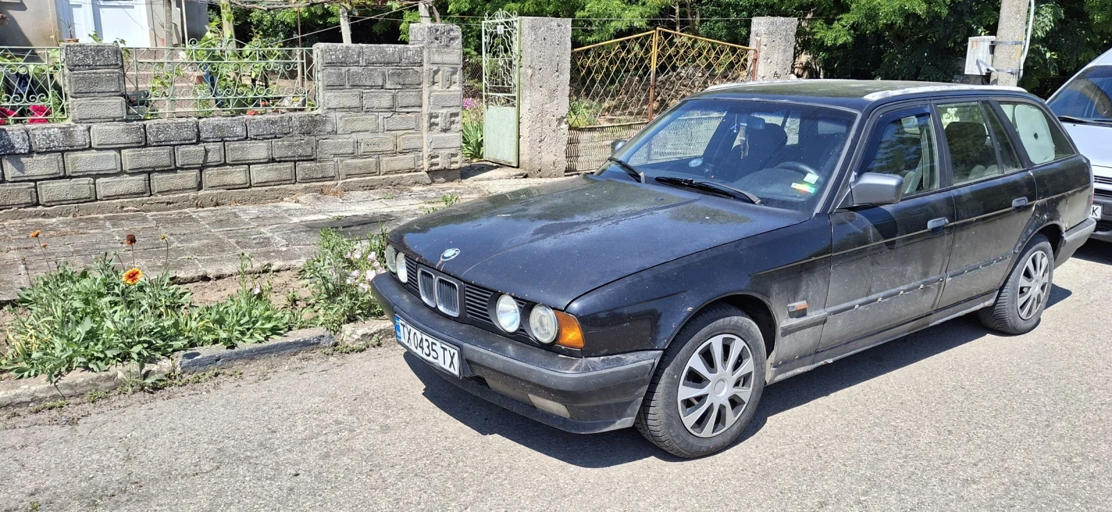 BMW 525 2.5 TD - изображение 2