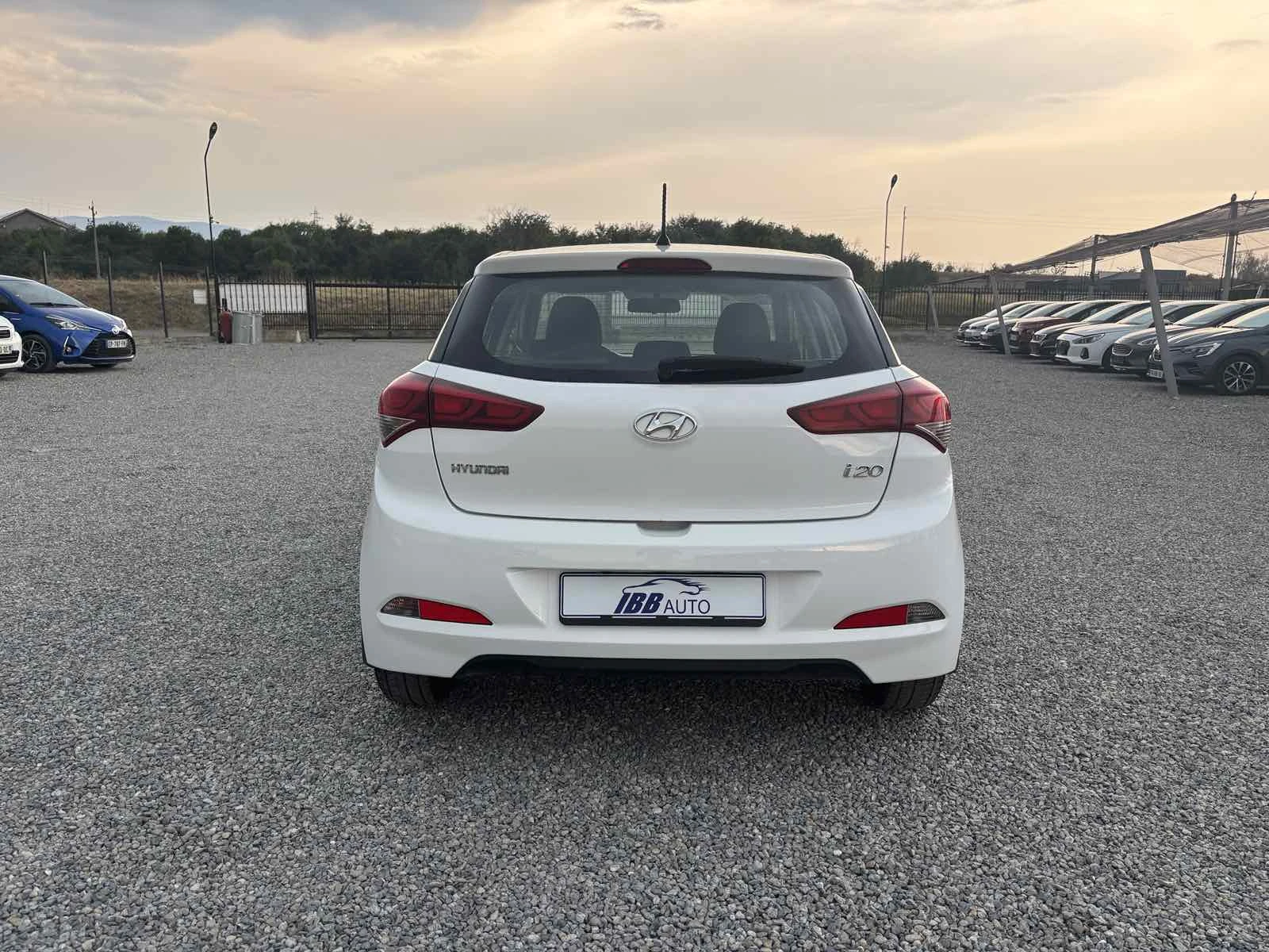 Hyundai I20 1.1 , Euro 6, Нов Внос - изображение 6