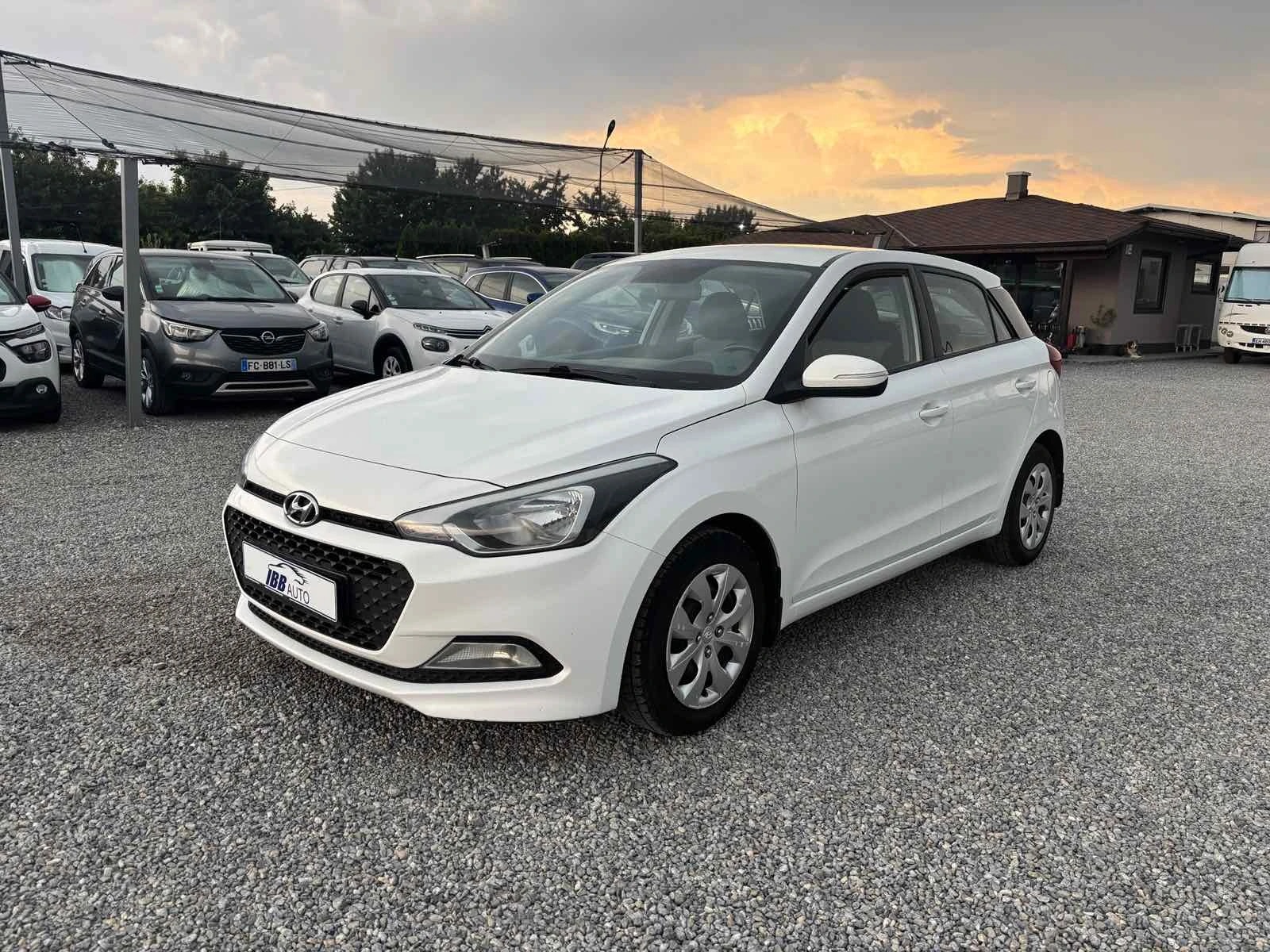 Hyundai I20 1.1 , Euro 6, Нов Внос - изображение 2
