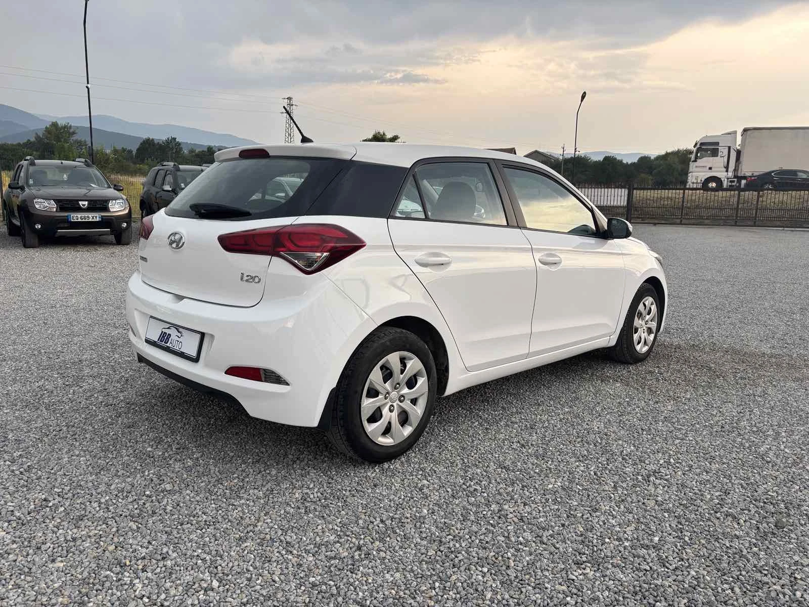 Hyundai I20 1.1 , Euro 6, Нов Внос - изображение 5