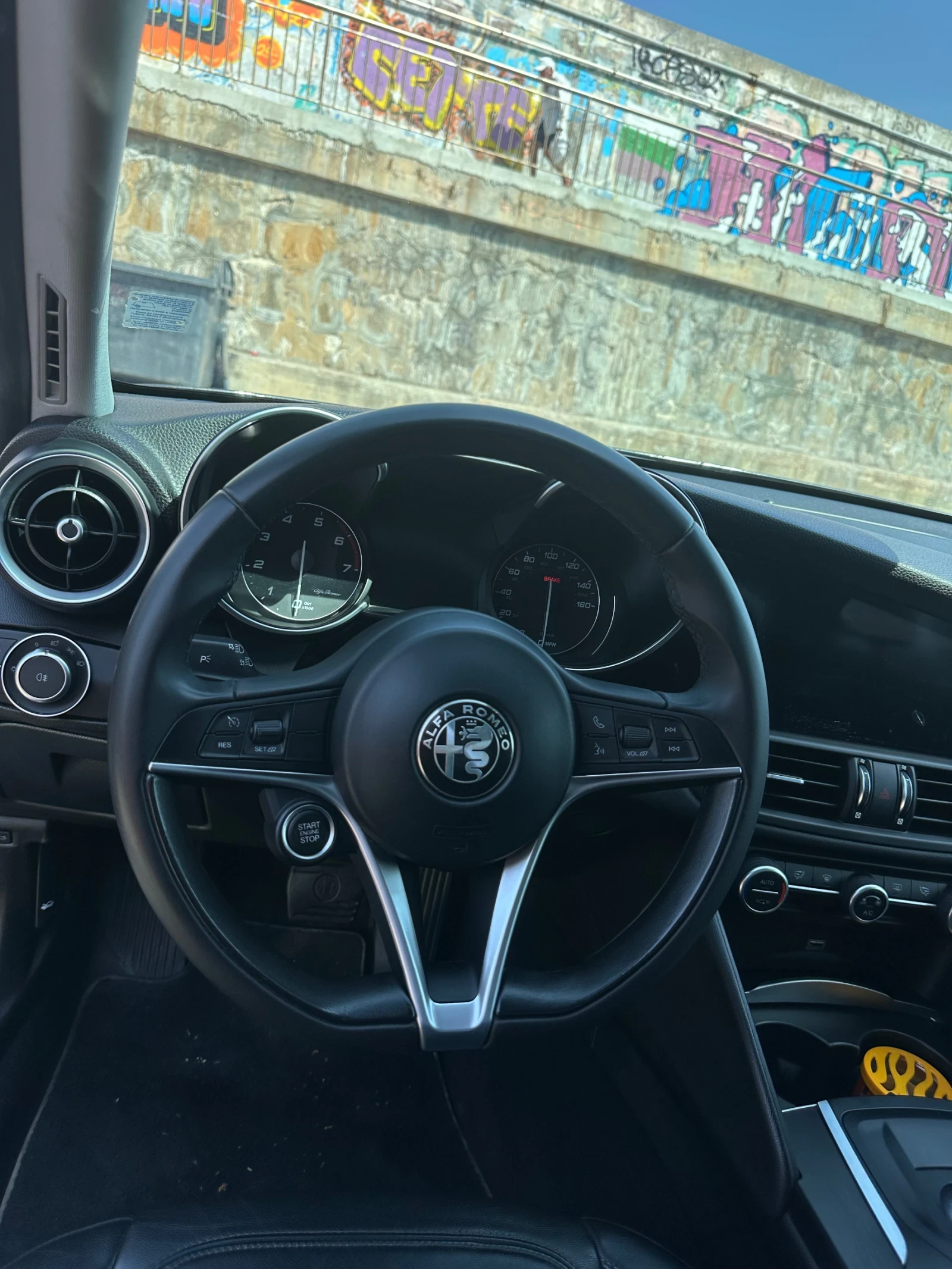 Alfa Romeo Giulia  - изображение 4