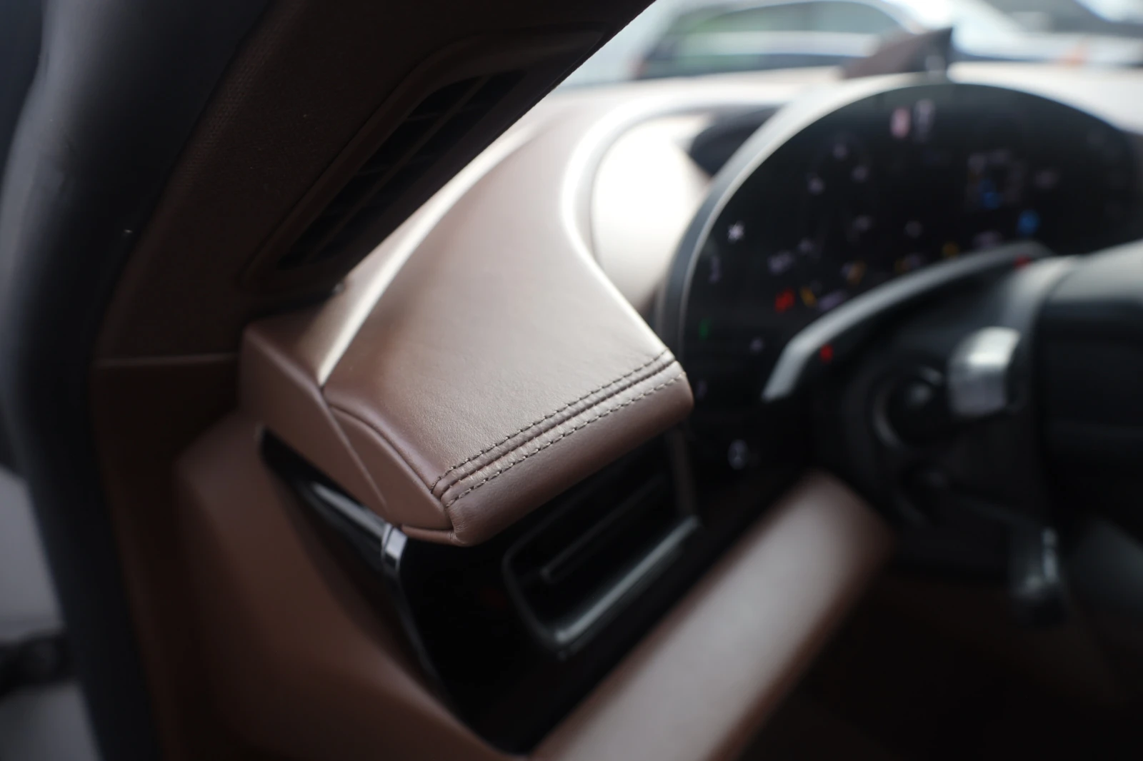 Porsche Taycan 4S MATRIX Luft 360 PANO BOSE Chrono SzH #iCarbg | Mobile.bg   16