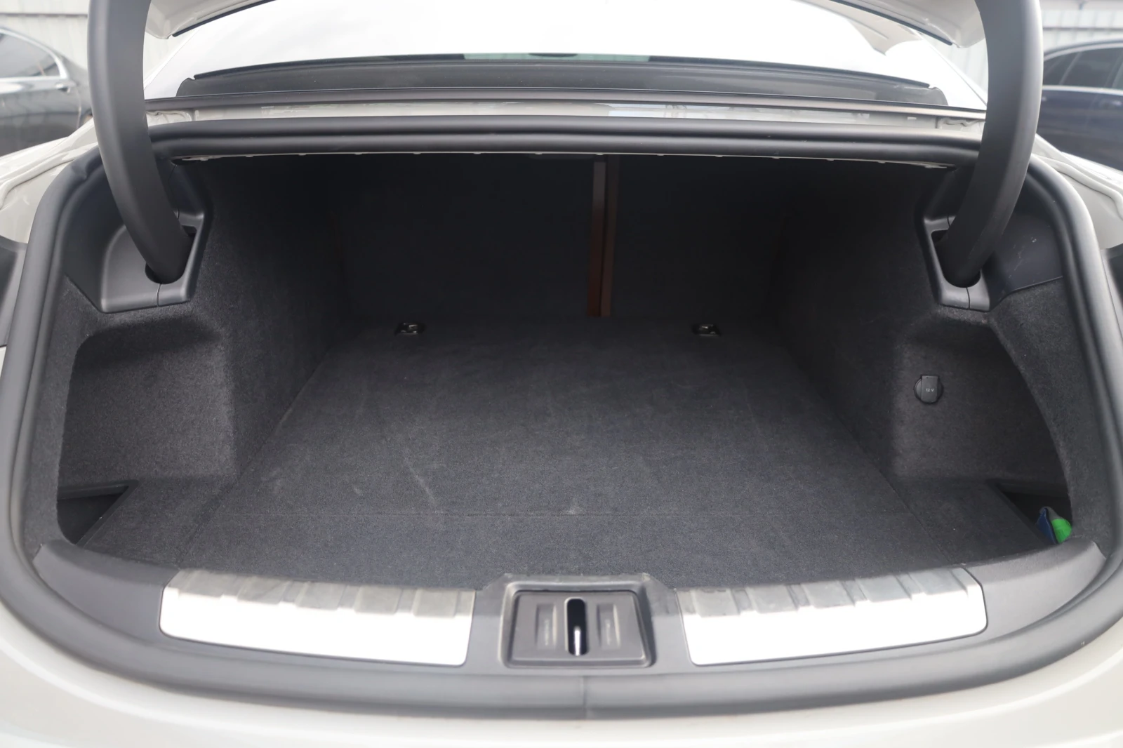 Porsche Taycan 4S MATRIX Luft 360 PANO BOSE Chrono SzH #iCarbg | Mobile.bg   8