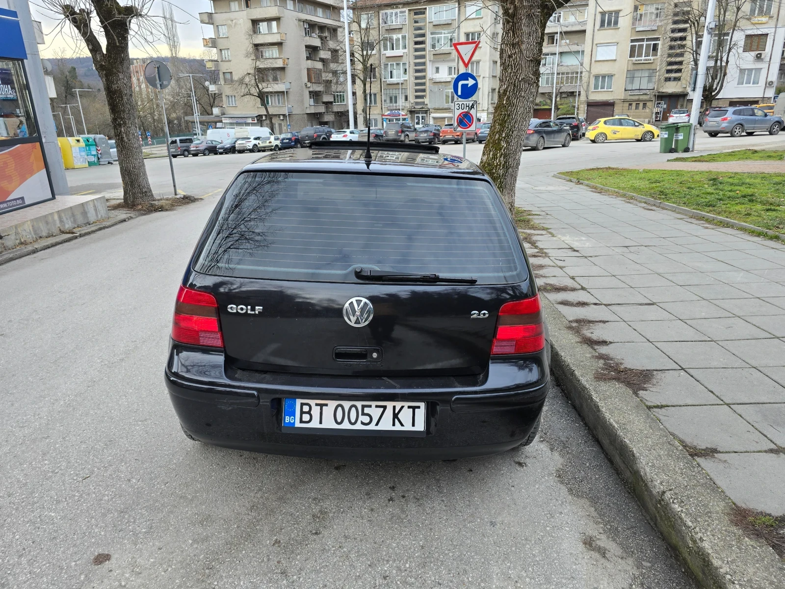 VW Golf 2.0 - изображение 3