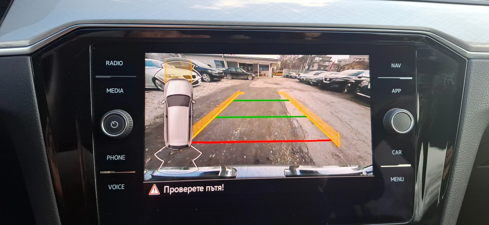 VW Passat 2.0TDI 4Motion ШВЕЙЦАРИЯ, снимка 14 - Автомобили и джипове - 53417578