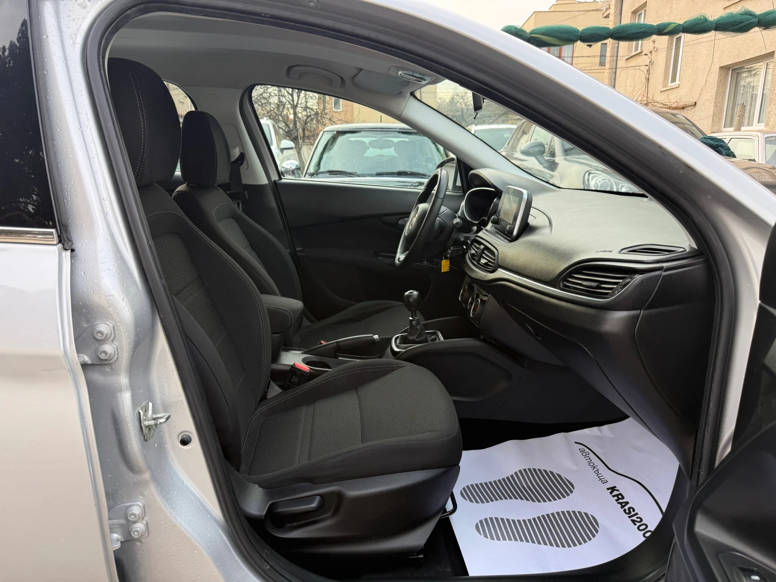 Fiat Tipo 1.6M-JET NAVI DISTRONIC , снимка 13 - Автомобили и джипове - 53713173