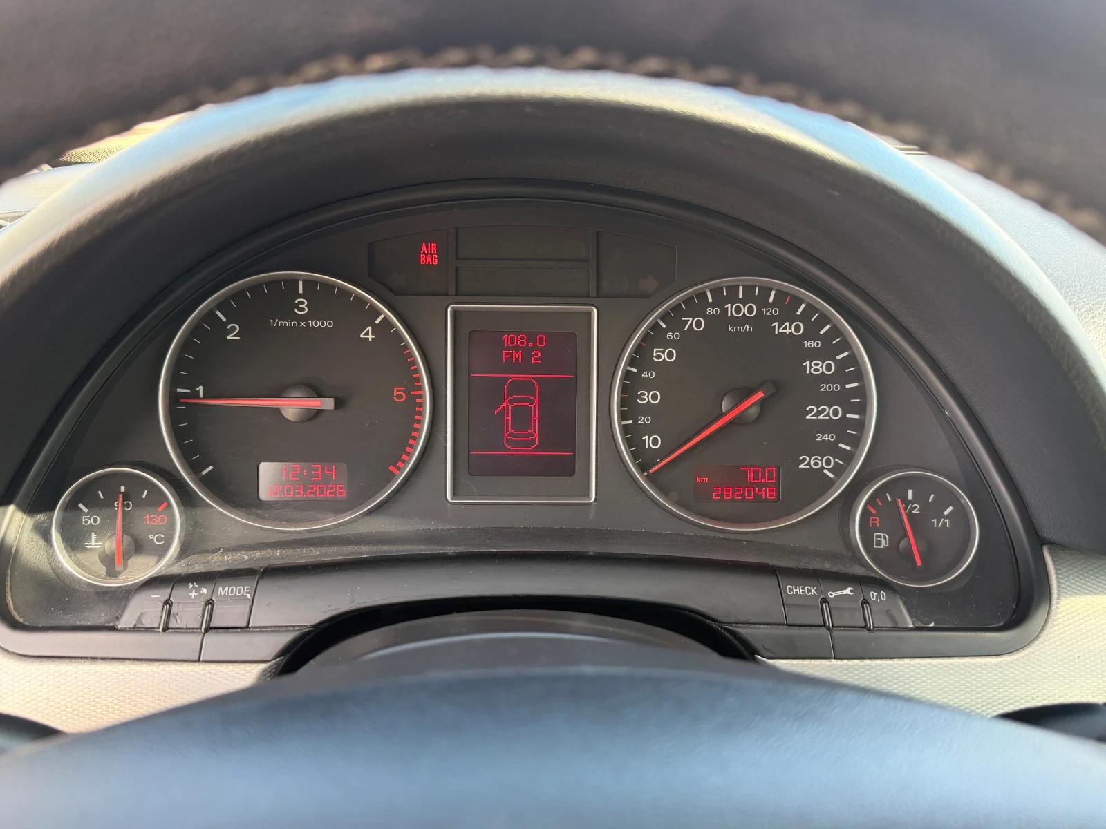 Audi A4 1.9 131, снимка 8 - Автомобили и джипове - 53893971