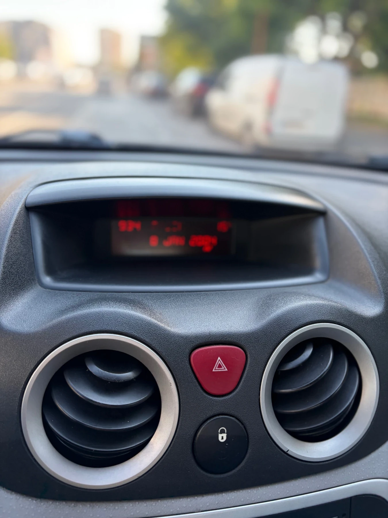 Citroen C3, снимка 9 - Автомобили и джипове - 54717445