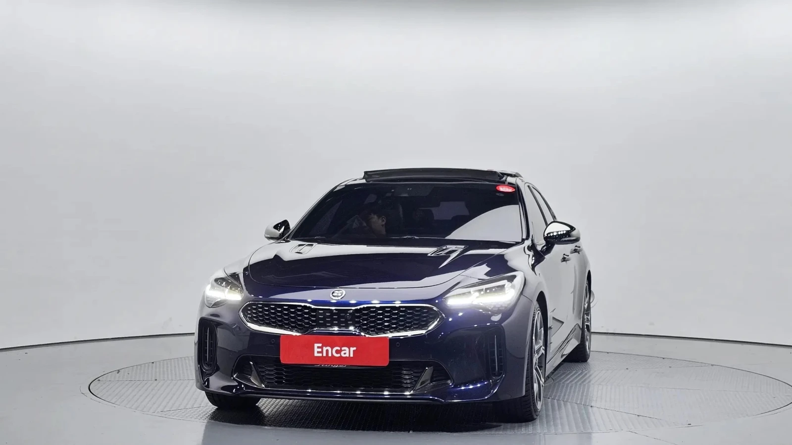 Kia Stinger 3.3 Turbo 2WD, снимка 3 - Автомобили и джипове - 54753289