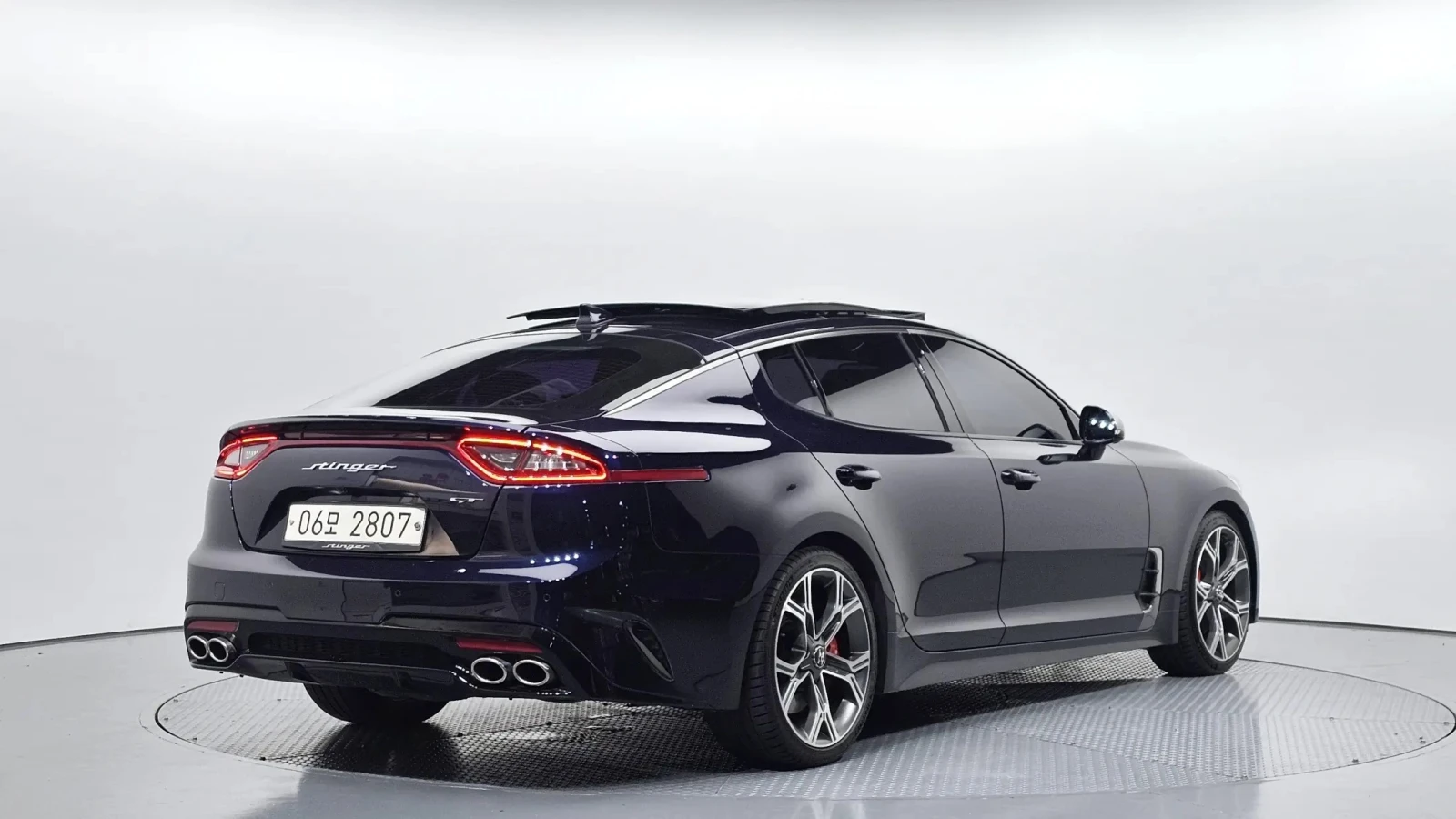 Kia Stinger 3.3 Turbo 2WD, снимка 2 - Автомобили и джипове - 54753289