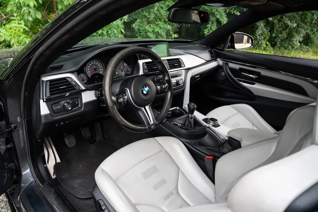 BMW M4 MANUAL* RWD* HARMAN* KARDON* КАМЕРА* SUNROOF* , снимка 12 - Автомобили и джипове - 55512864