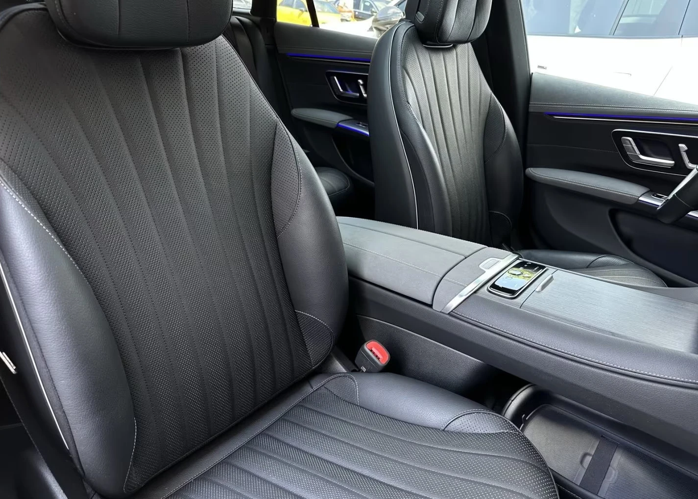 Mercedes-Benz EQS 580/360HP/4M/HYPER SCREEN/AMG/PANO/NIGHT/360/729z, снимка 12 - Автомобили и джипове - 55586699