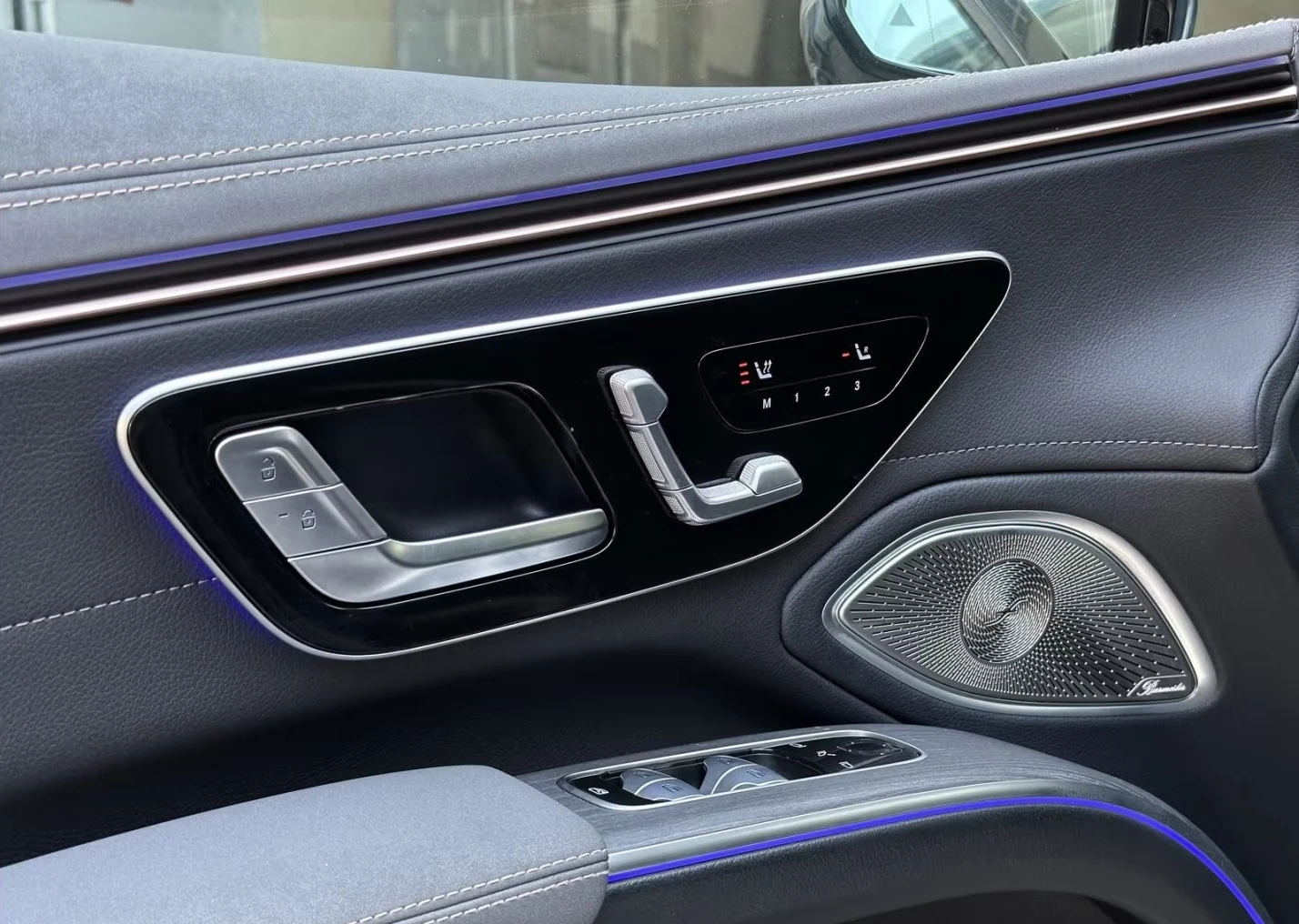 Mercedes-Benz EQS 580/360HP/4M/HYPER SCREEN/AMG/PANO/NIGHT/360/729z, снимка 15 - Автомобили и джипове - 55586699