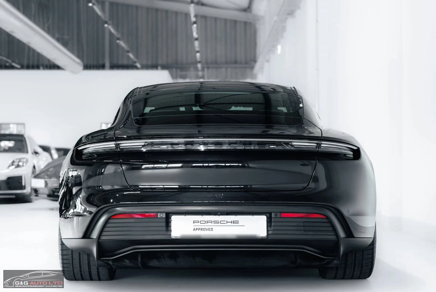 Porsche Taycan 4S/571HP/PLUS/ACC/HUD/PANO/360/KLESS/843z, снимка 6 - Автомобили и джипове - 55804352