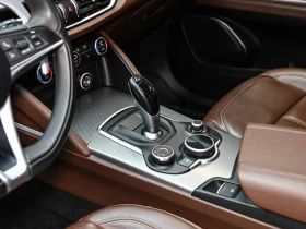 Alfa Romeo Stelvio 2018* Q4* AWD* PANO* SPORT* VULCANO* КРАЙНА ЦЕНА, снимка 13