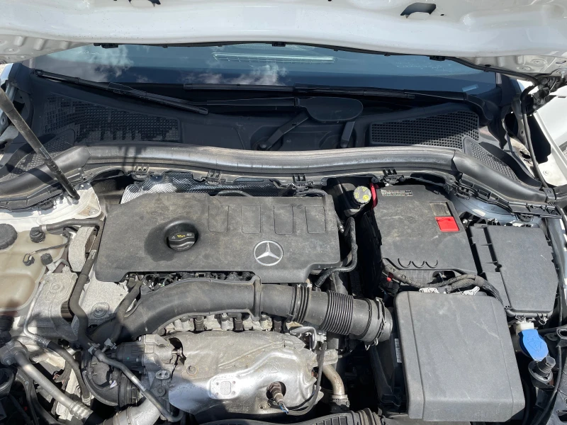 Mercedes-Benz GLA 250, снимка 17 - Автомобили и джипове - 44894010