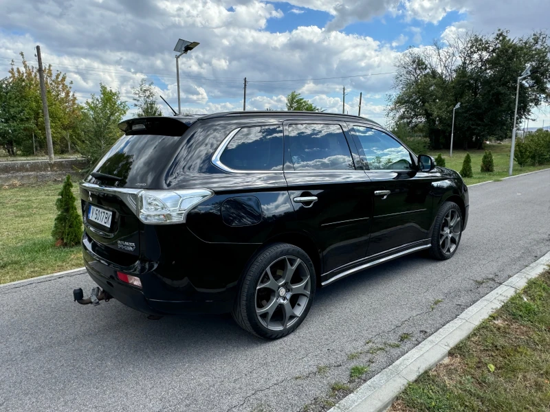 Mitsubishi Outlander PHEV, снимка 6 - Автомобили и джипове - 47258065