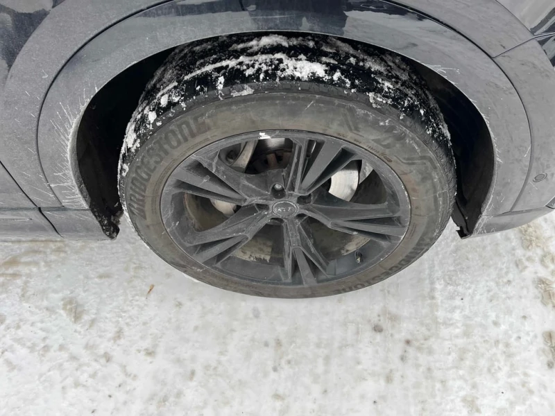 Audi Q8 * Progressiv * CARFAX * ФИНАНСИРАНЕ, снимка 7 - Автомобили и джипове - 52768139