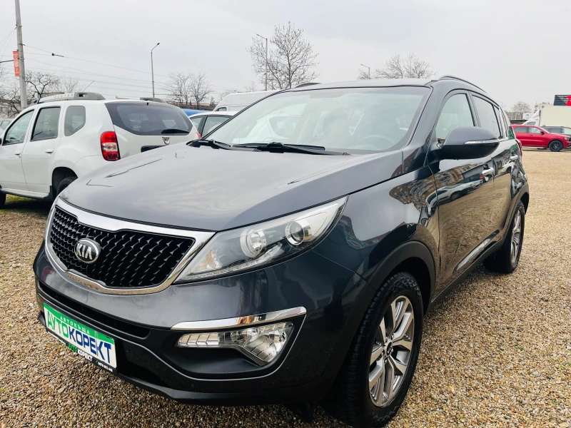 Kia Sportage 1.6i BI FUEL Перфектен, снимка 3 - Автомобили и джипове - 53041873