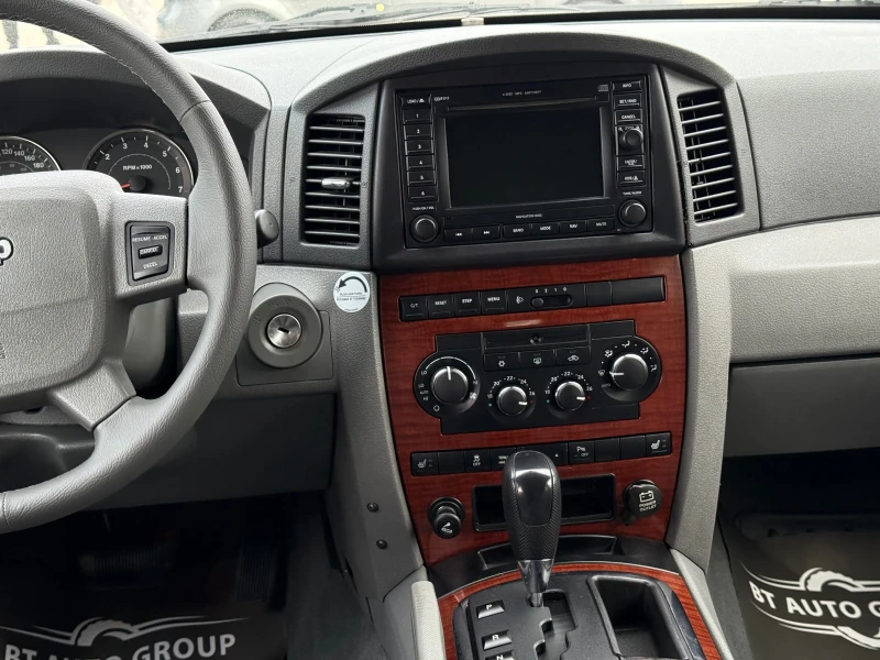 Jeep Grand cherokee 5.7i V8 4x4 , снимка 11 - Автомобили и джипове - 53101613