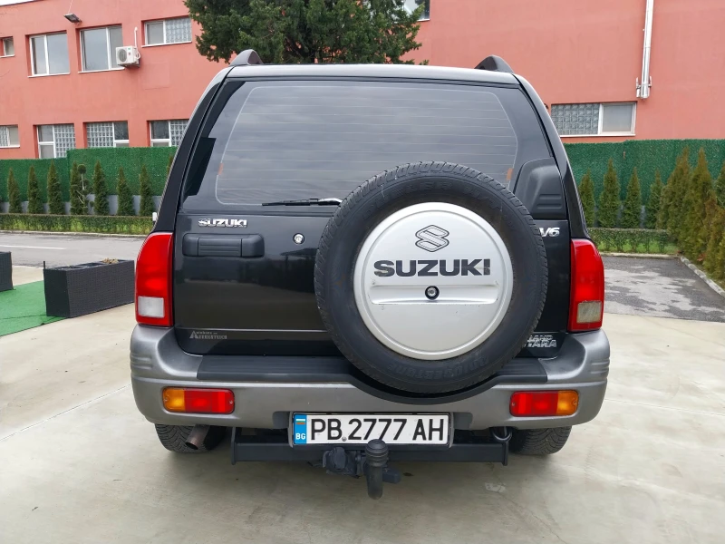 Suzuki Grand vitara * 4x4* 2 5i /144кс/Клима/Като нова!!!, снимка 7 - Автомобили и джипове - 53385832