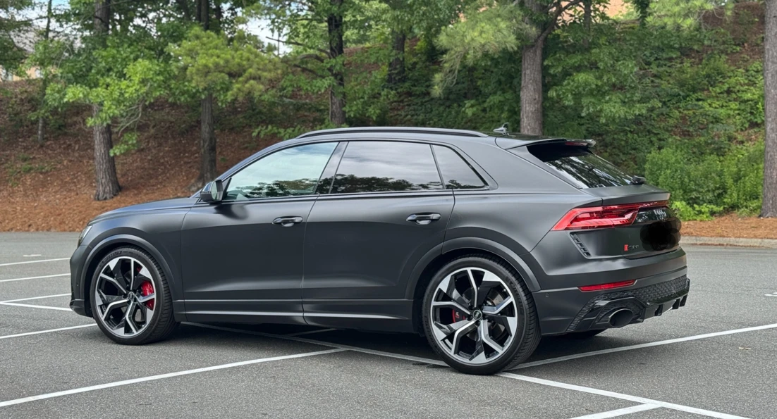 Audi RSQ8 в гаранция/DYNAMIC/CARBON/HEAD UP/PANO/MATRIX/360 - изображение 2