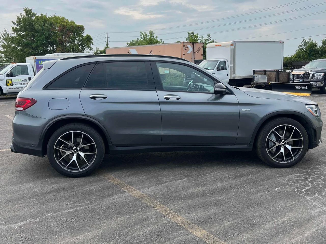 Mercedes-Benz GLC 43 AMG AWD* Авто финансиране* Карфакс - изображение 3