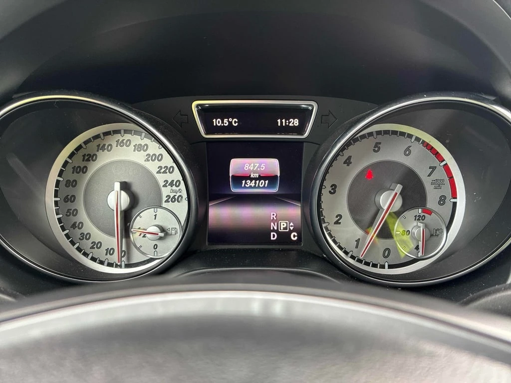 Mercedes-Benz GLA 250 * CARFAX * БЕЗ ПЪРВОНАЧАЛНА ВНОСКА - изображение 8