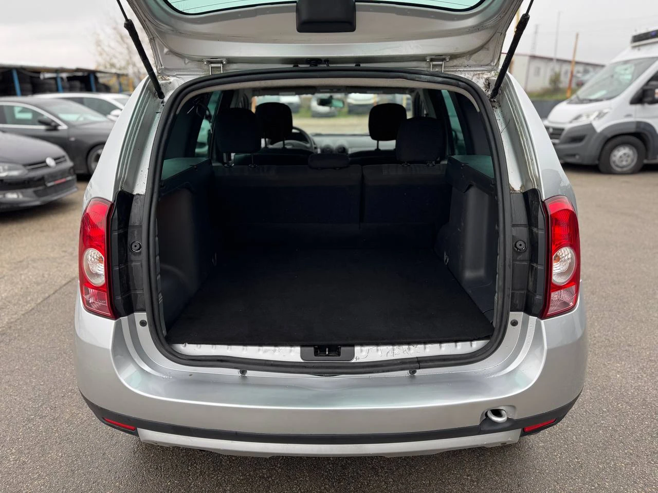 Dacia Duster 1.6i 4x4 | Mobile.bg   16