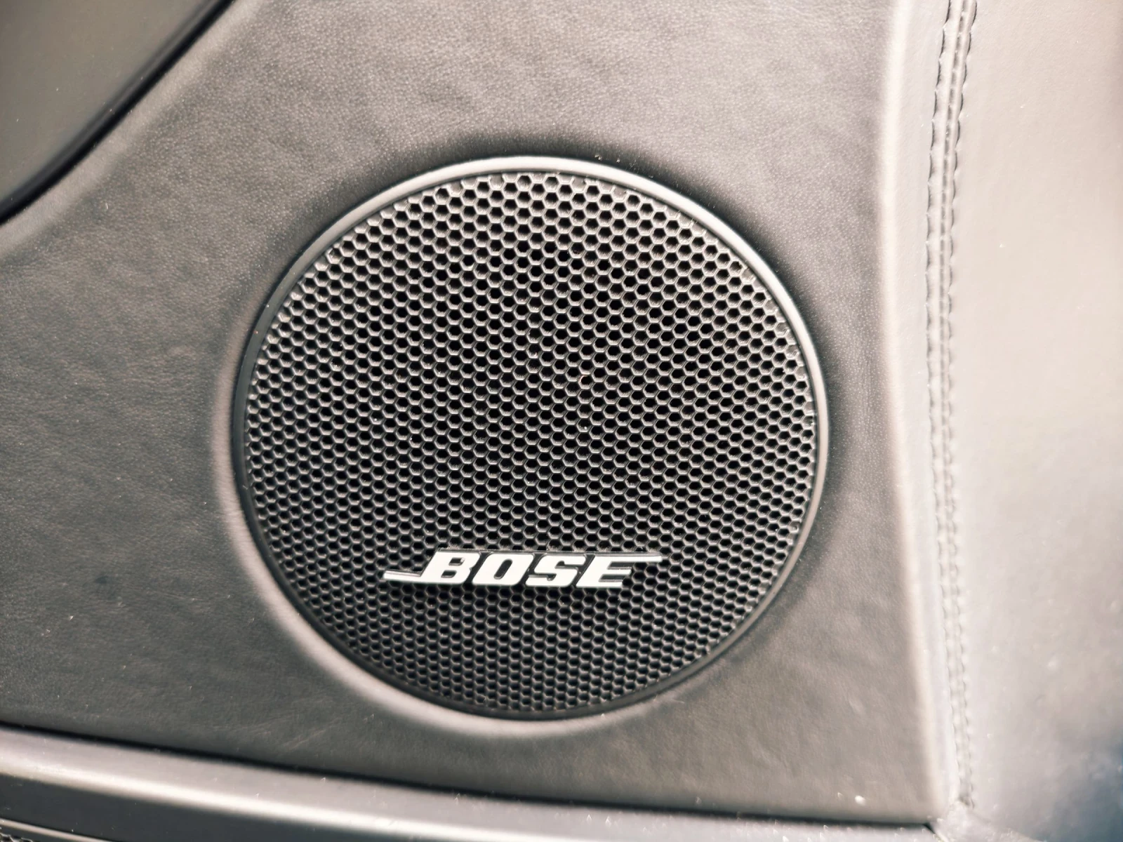 Porsche Cayenne 3.2 Газ, снимка 13 - Автомобили и джипове - 53201507