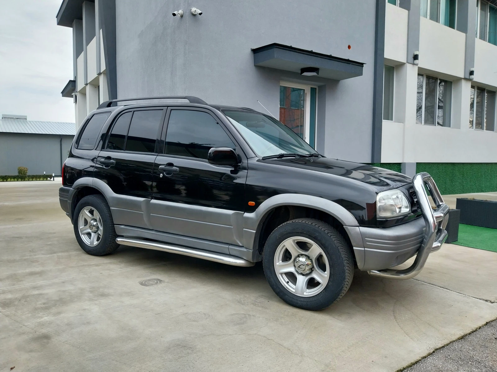 Suzuki Grand vitara * 4x4* 2 5i /144кс/Клима/Като нова!!! - изображение 6