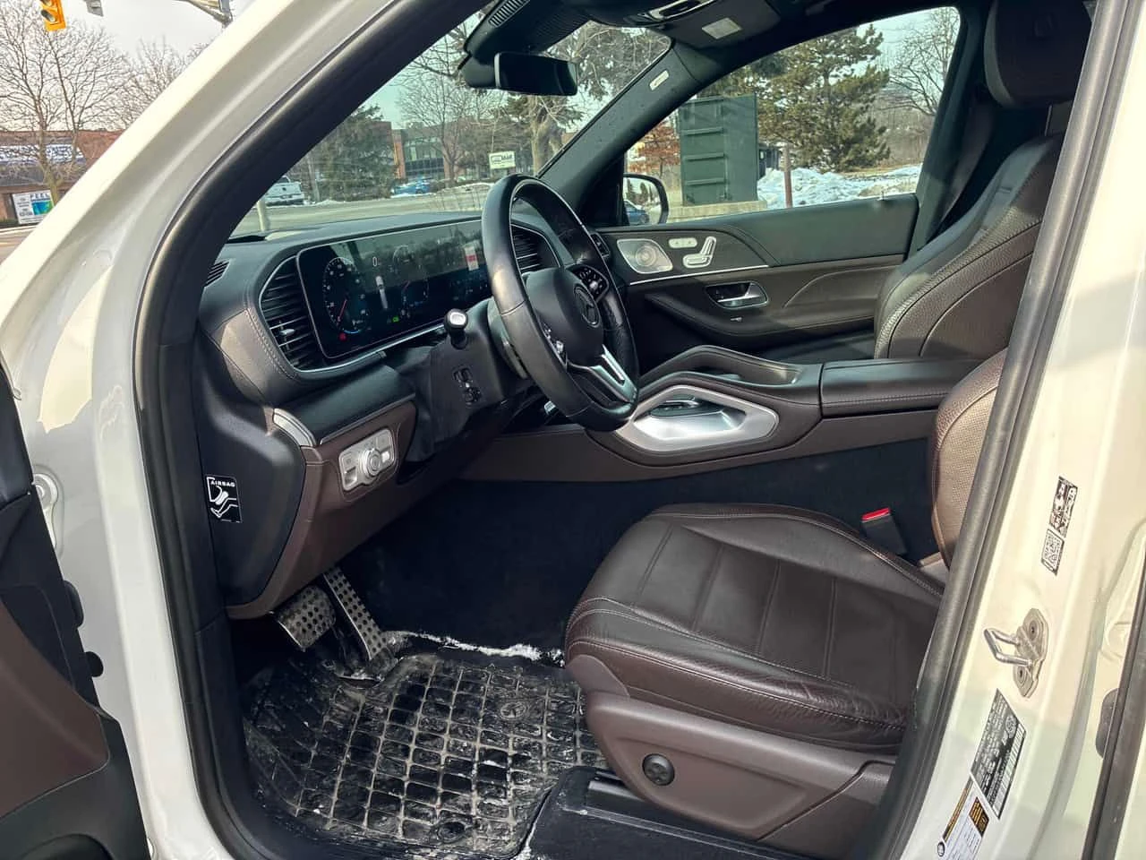 Mercedes-Benz GLS 450 PANO/360 CAM/ОБДУХВАНЕ - изображение 8