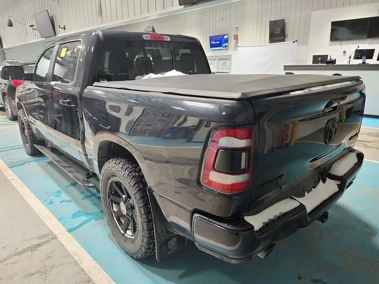 Dodge RAM 1500 * SPORT CREW CAB SHORT BED* 2 КЛЮЧА* ПОДГРЕВ* KEYL - изображение 4