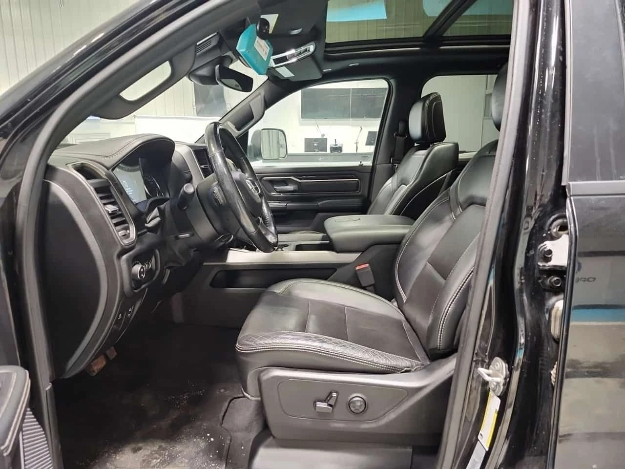 Dodge RAM 1500 * SPORT CREW CAB SHORT BED* 2 КЛЮЧА* ПОДГРЕВ* KEYL - изображение 5