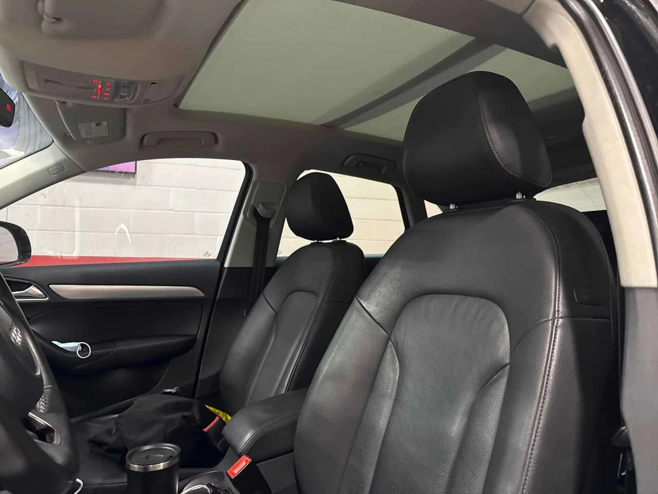 Audi Q3 * Progressiv * CARFAX * ПАНОРАМА * KEYLESS * , снимка 11 - Автомобили и джипове - 53941023