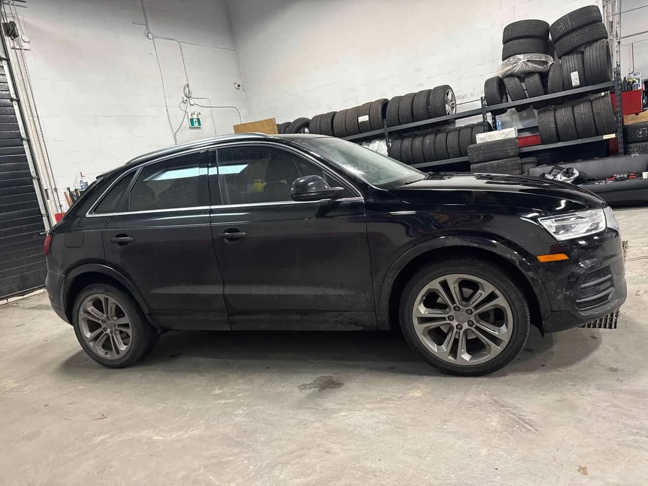 Audi Q3 * Progressiv * CARFAX * ПАНОРАМА * KEYLESS * , снимка 3 - Автомобили и джипове - 53941023