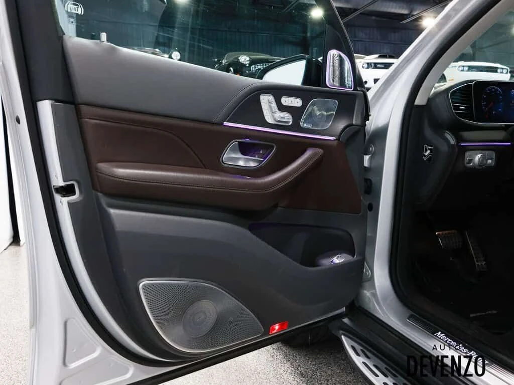 Mercedes-Benz GLS580 AMG Line * Фиксирана цена до България * CARFAX * , снимка 12 - Автомобили и джипове - 54126222