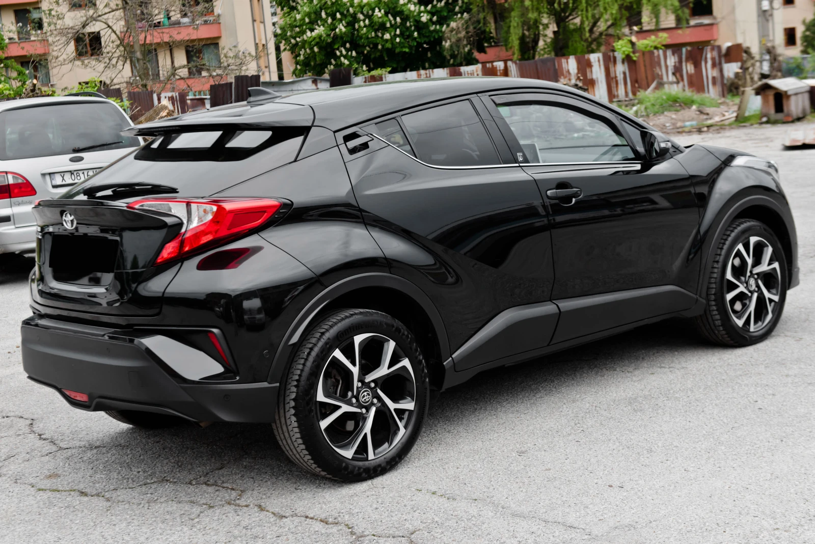 Toyota C-HR 1.2i-PARK ASSIST-CAMERA-LINE ASSIST-TEAM EDITION, снимка 7 - Автомобили и джипове - 54486824