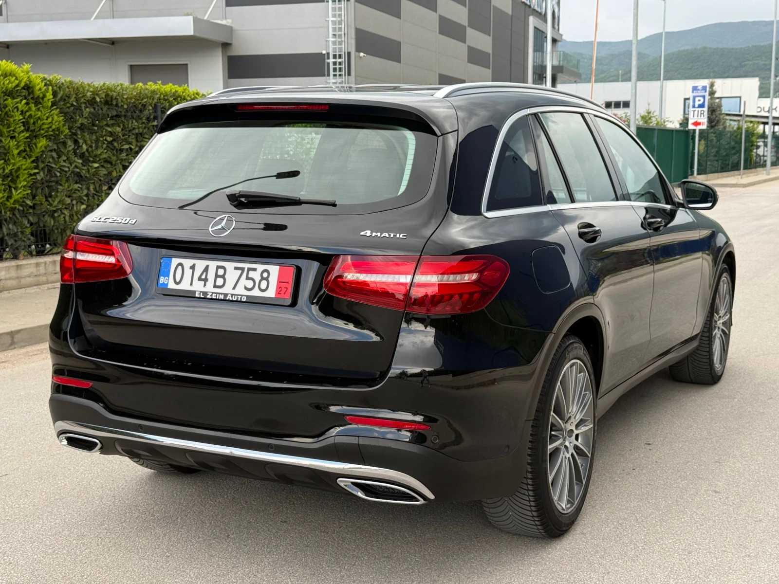 Mercedes-Benz GLC 250 4MATIC NIGHT EDITION AMG PREMIUM+ MULTIBEAM 360��� | Mobile.bg � ����������� 3