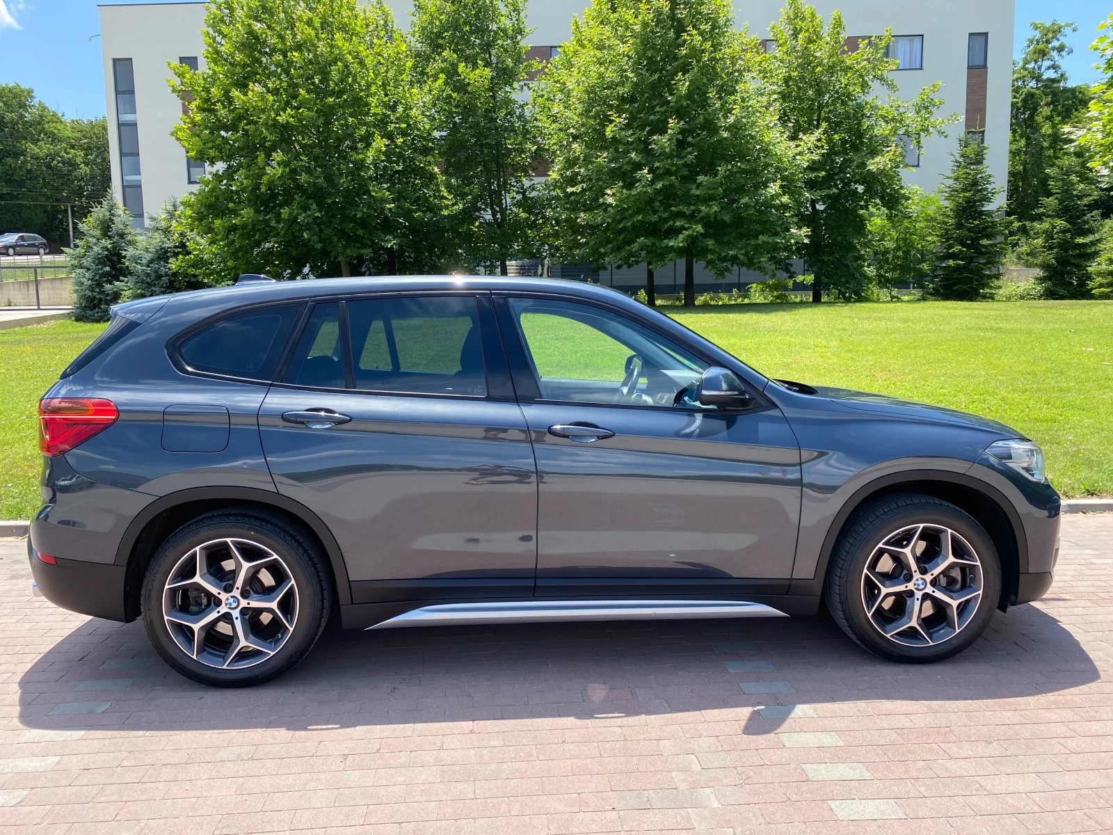 BMW X1 2.5d, снимка 7 - Автомобили и джипове - 54622044